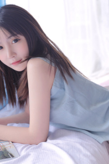 红色av